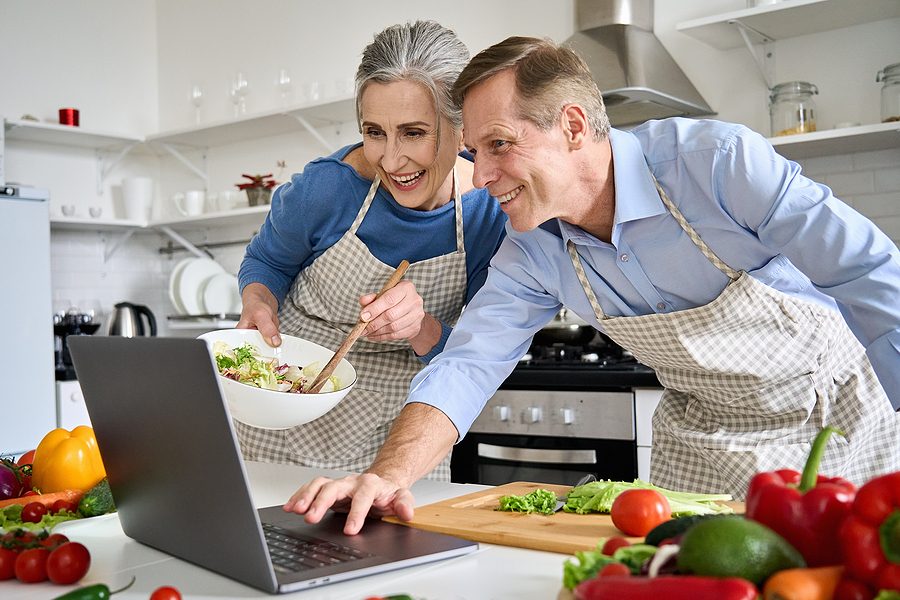 cropped-bigstock-Happy-Old-Middle-Aged-s-Coup-403727075.jpg